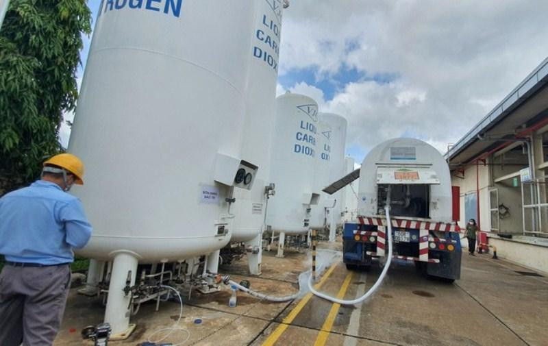 Bồn Oxy sẽ được tăng cường lắp đặt tại các bệnh viện trước ngày 23/8 để đảm bảo việc điều trị bệnh nhân COVID-19