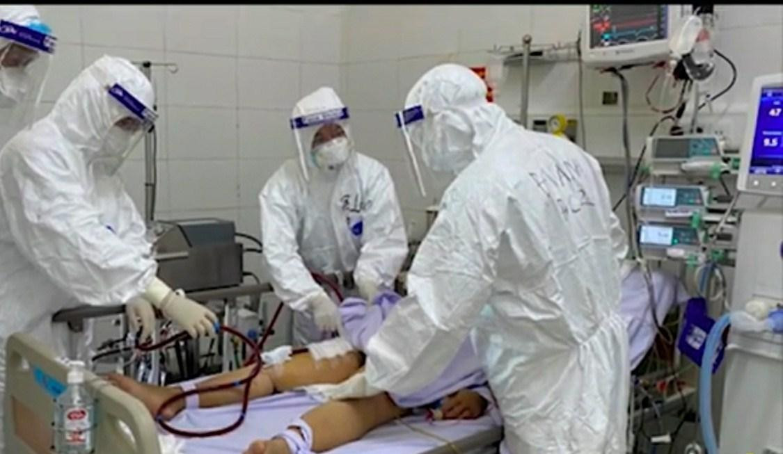 TPHCM sẽ tập trung cho công tác điều trị nhằm giảm tỷ lệ tử vong của các F0 trong tuần đầu tiên của đợt giãn cách dài nhất từ trước đến nay TPHCM sẽ tập trung cho công tác điều trị nhằm giảm tỷ lệ tử vong của các F0 trong tuần đầu tiên của đợt giãn cách dài nhất từ trước đến nay