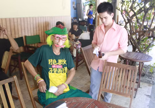 "Thần tài vé số" Châu Thơ Phương.