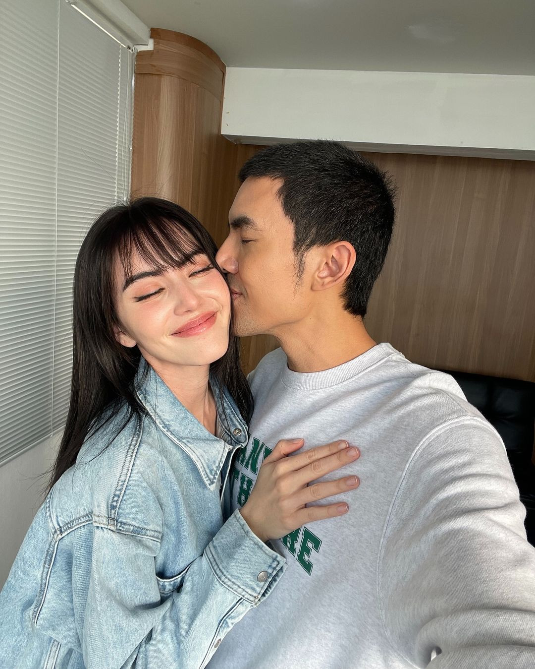 Cả hai vẫn thường chia sẻ khoảnh khắc ngọt ngào lên trang cá nhân. Cả hai vẫn thường chia sẻ khoảnh khắc ngọt ngào lên trang cá nhân.