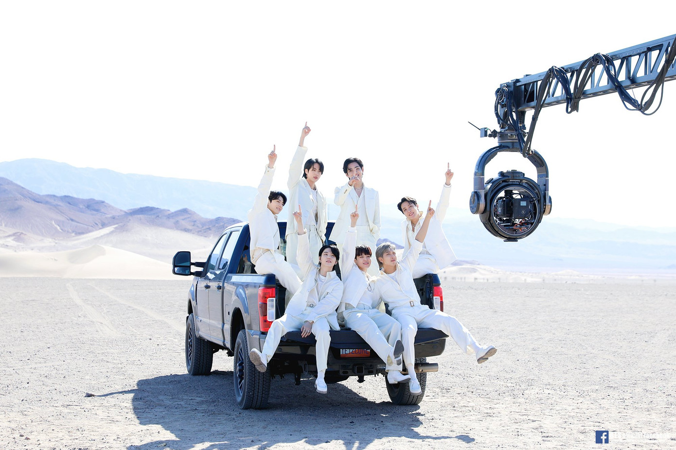 Có thể do kế hoạch thực hiện nghĩa vụ quân sự nên các thành viên BTS đang tranh thủ thực hiện dự án cá nhân của mình. Có thể do kế hoạch thực hiện nghĩa vụ quân sự nên các thành viên BTS đang tranh thủ thực hiện dự án cá nhân của mình.