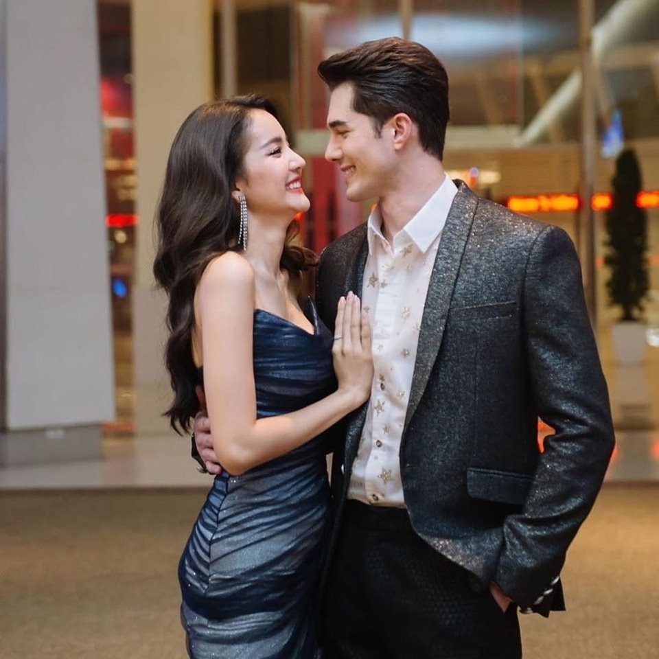 Bow Maylada và Mik Thongraya.