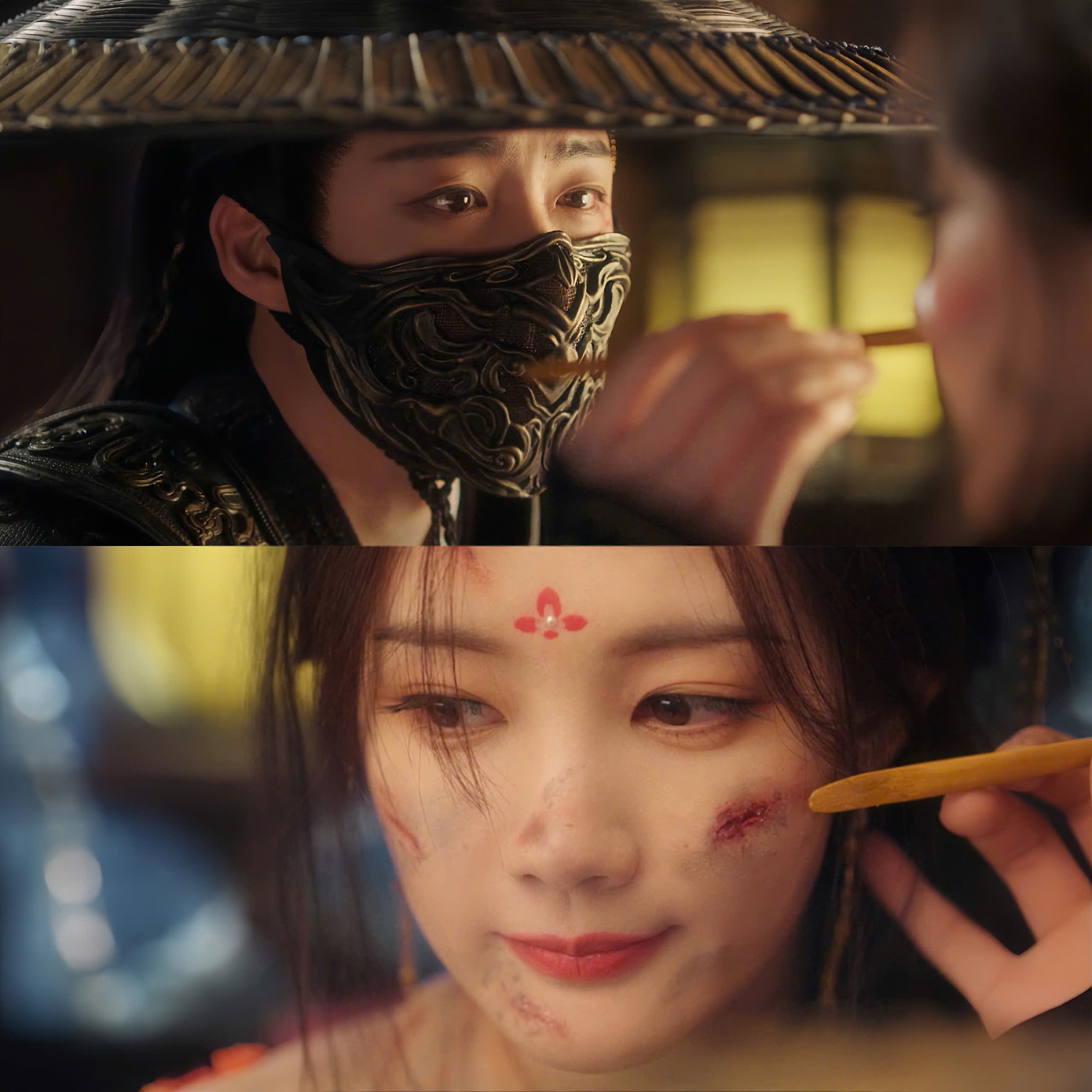 Ly Thập Lục nghe tin thì sốt ruột mang thuốc đến giúp nàng chữa bỏng. Khoảnh khắc gần gũi này khiến nàng bối rối. Ly Thập Lục nghe tin thì sốt ruột mang thuốc đến giúp nàng chữa bỏng. Khoảnh khắc gần gũi này khiến nàng bối rối.