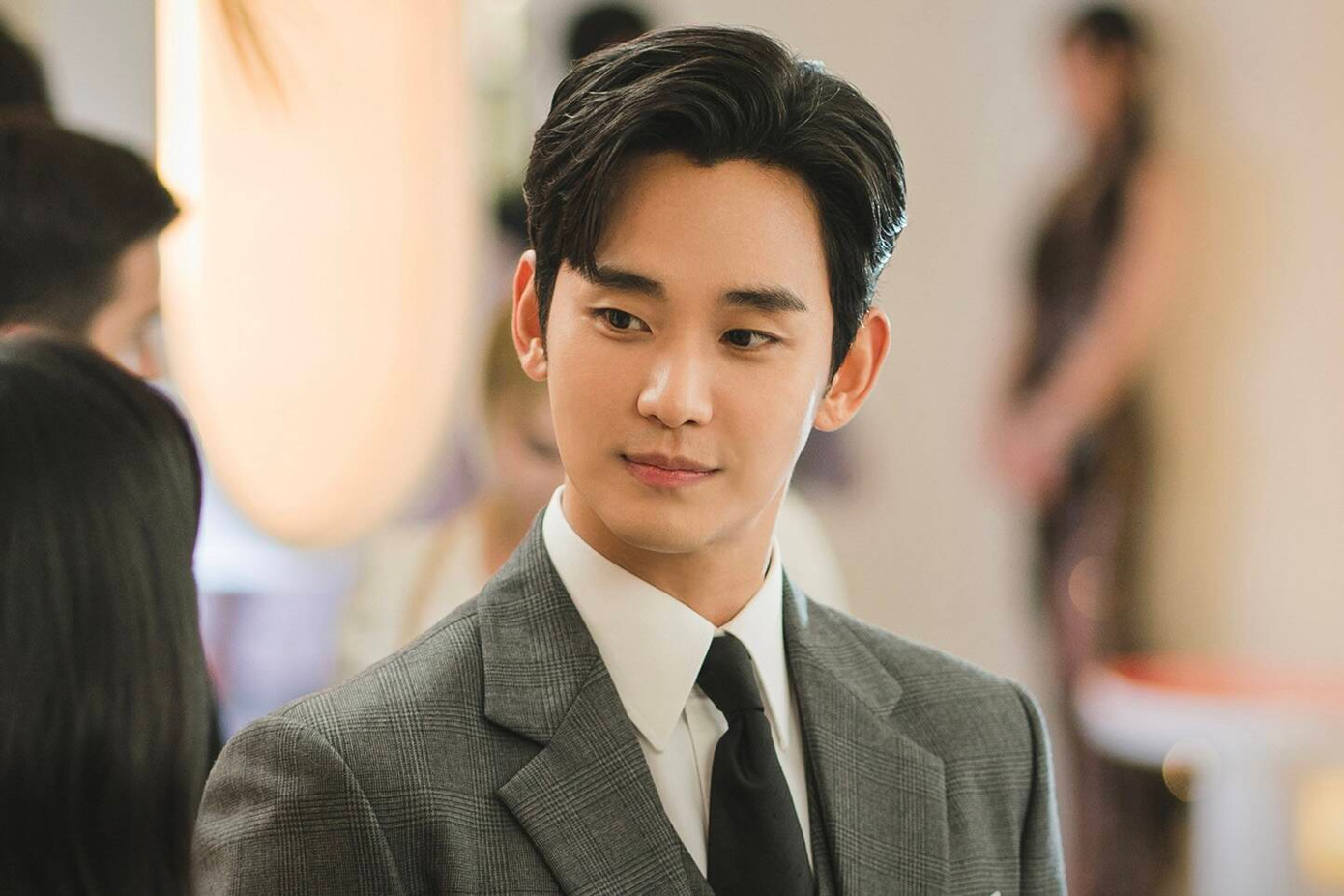 Thông tin ban tổ chức điều 50 cảnh sát bảo vệ Kim Soo Hyun là sai sự thật.