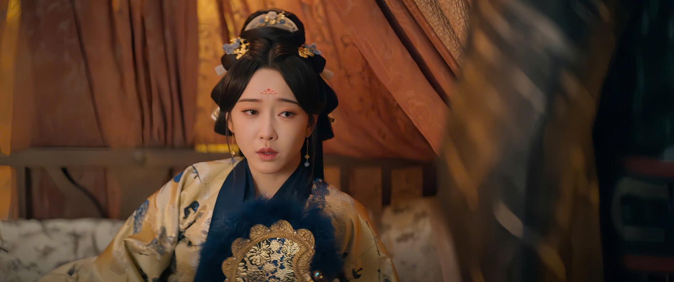 Đây đều là mưu kế của Nga Hoàng để lấy lòng thương hại của chúa công, miếng ngọc cũng là do cô ta tự tay đập vỡ.