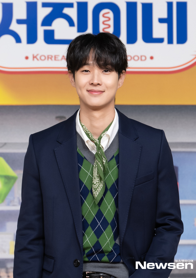 Ảnh: Newsen Ảnh: Newsen