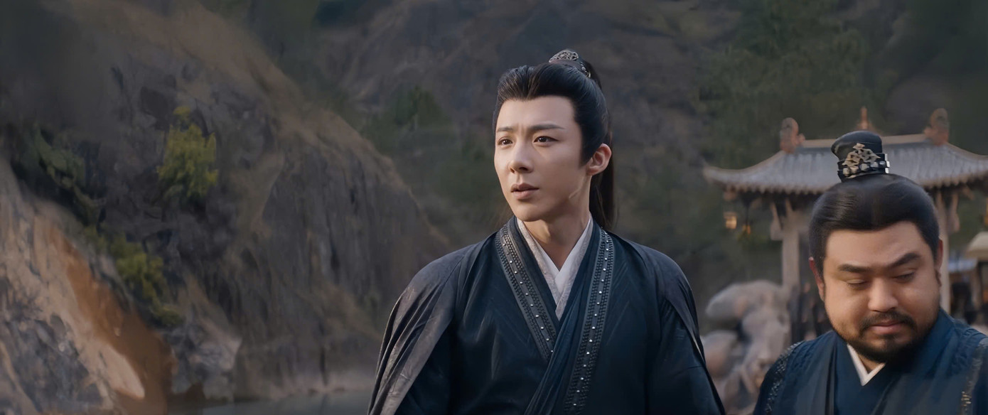 Chỉ nhìn nàng thôi mà chàng đã đờ đẫn đến mức cả người xung quanh cũng nhận ra. Chỉ nhìn nàng thôi mà chàng đã đờ đẫn đến mức cả người xung quanh cũng nhận ra.