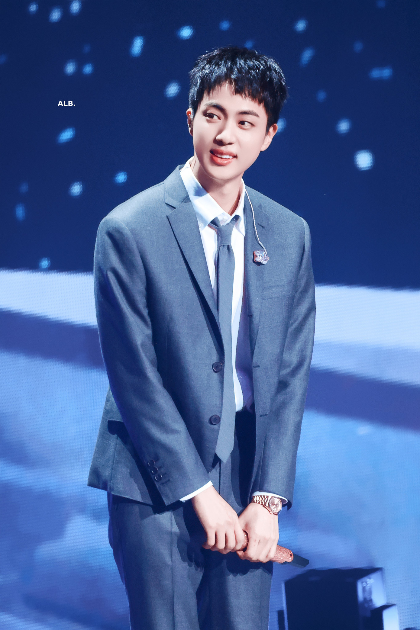 Thời gian và lịch trình cụ thể của Jin về sự kiện này hiện vẫn giấu kín.