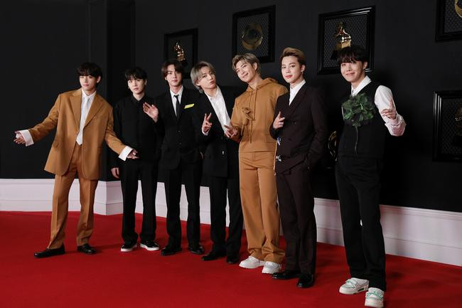 Người hâm mộ đang vô cùng háo hức chờ đợi sự xuất hiện của BTS tại Grammys 2022. Người hâm mộ đang vô cùng háo hức chờ đợi sự xuất hiện của BTS tại Grammys 2022.