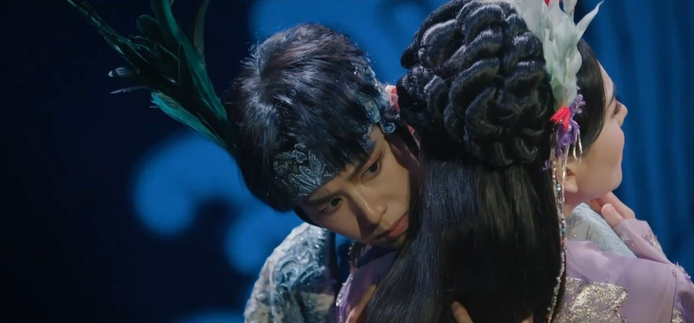 Một số ánh mắt &quot;sắc như dao&quot; đầy quyến rũ của Jung Eun Chae chỉ trong tập 1.