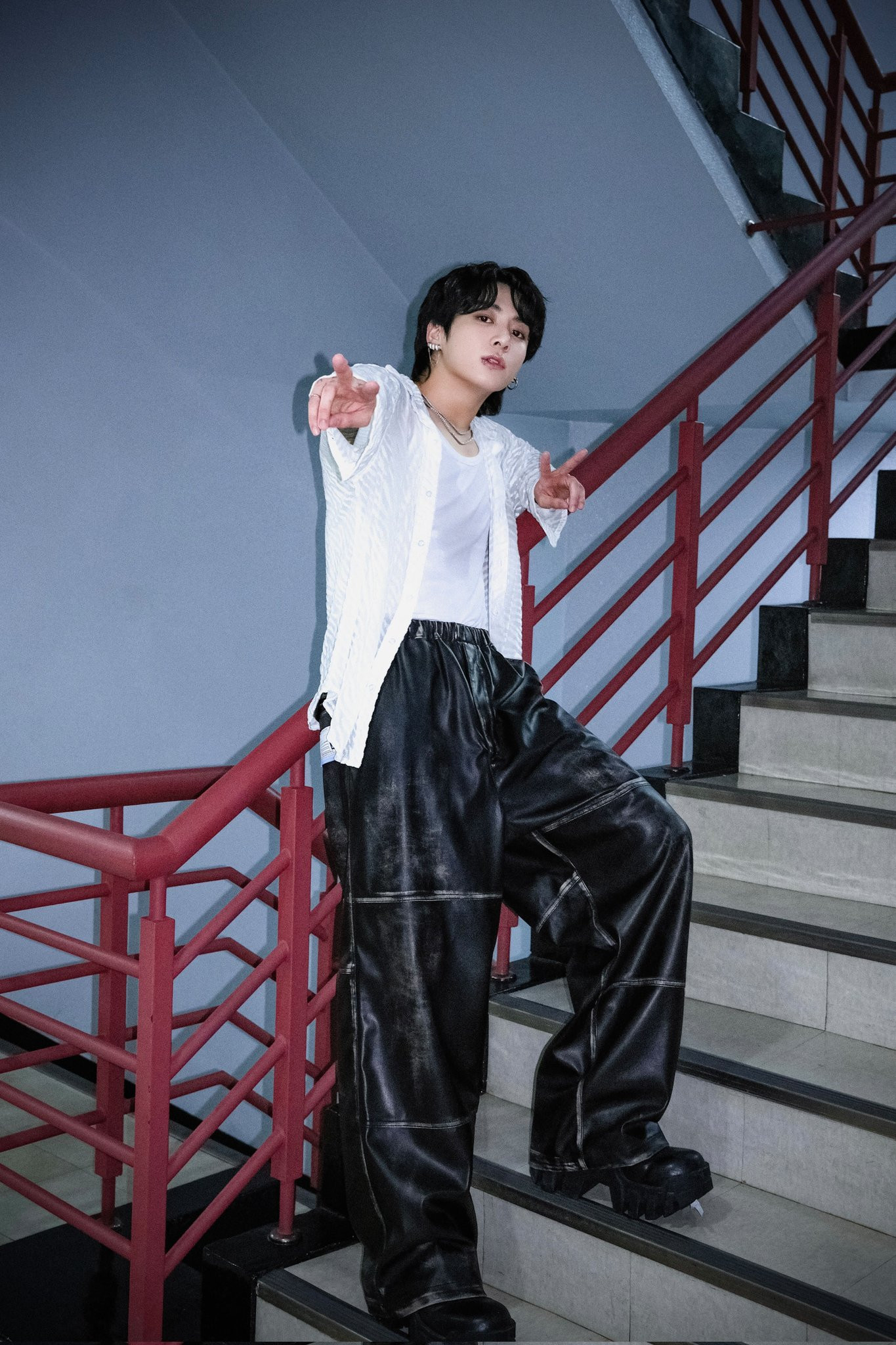 Jung Kook tiết lộ sẽ phát hành thêm một digital single trước khi ra mắt album vào tháng 11. Jung Kook tiết lộ sẽ phát hành thêm một digital single trước khi ra mắt album vào tháng 11.