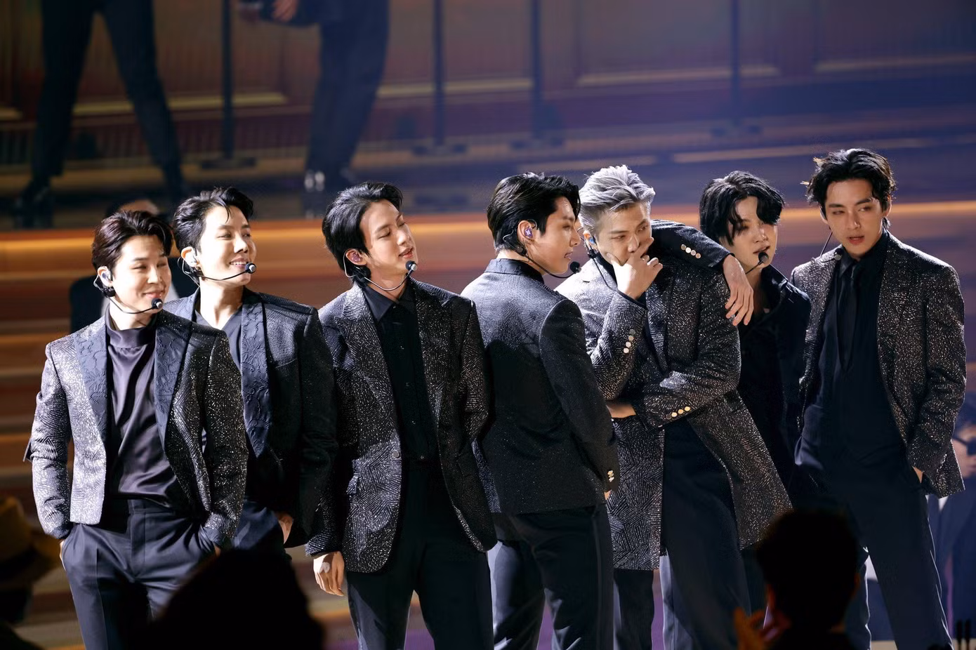 Một lần nữa, BTS cho thấy khả năng làm chủ sân khấu.