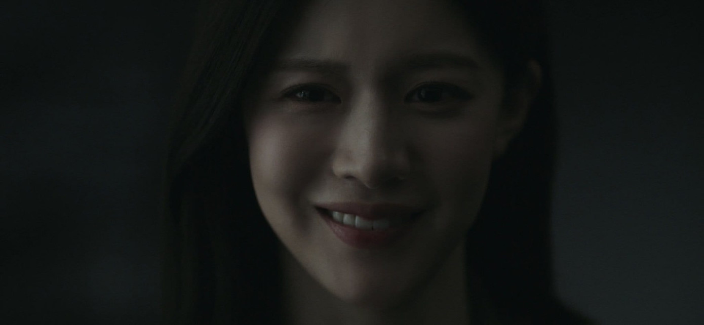 Phân cảnh biến hoá ánh mắt đầy ấn tượng của Go Yoon Jung. Phân cảnh biến hoá ánh mắt đầy ấn tượng của Go Yoon Jung.