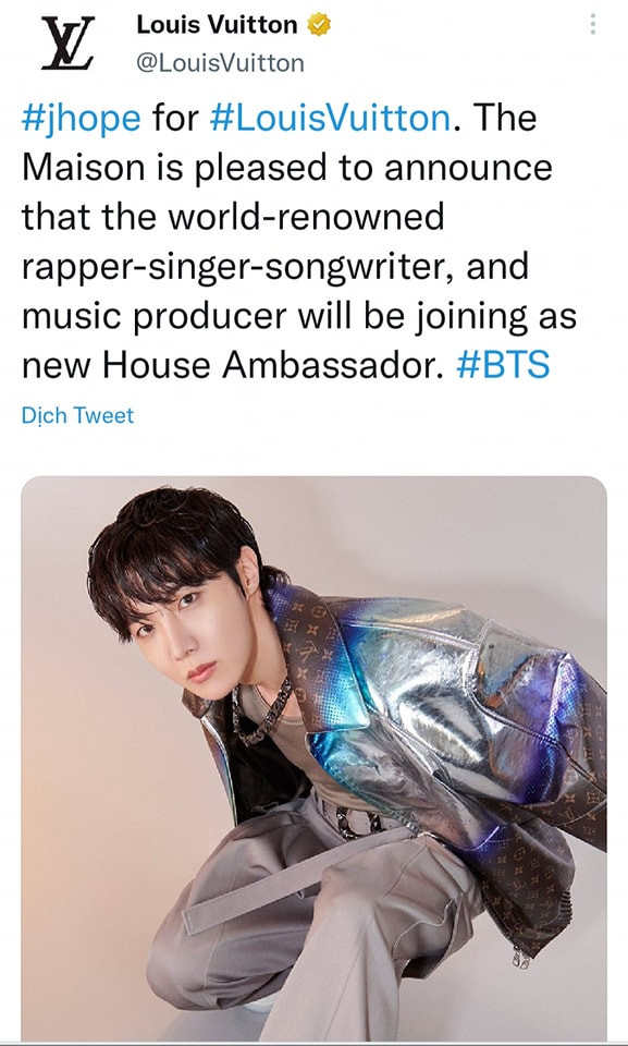 Louis Vuitton tuyên j-hope trở thành tân Đại sứ của hãng (House Ambassador), đây cũng là danh phận mà BTS đảm nhận trong thời gian đồng hành cùng Louis Vuitton. Louis Vuitton tuyên j-hope trở thành tân Đại sứ của hãng (House Ambassador), đây cũng là danh phận mà BTS đảm nhận trong thời gian đồng hành cùng Louis Vuitton.