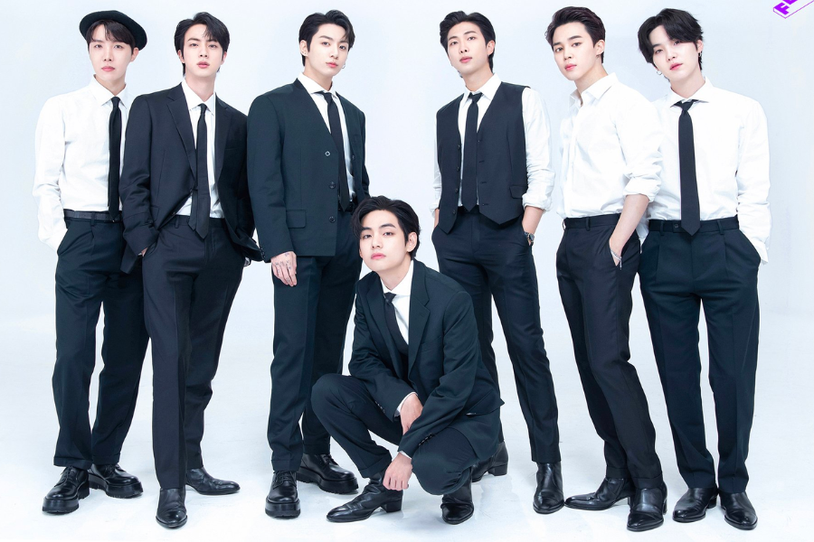 Không ngạc nhiên nếu BTS nói chung và các thành viên nói riêng trở thành "át chủ bài" cho chiến lược tối đa hóa lợi nhuận này. Không ngạc nhiên nếu BTS nói chung và các thành viên nói riêng trở thành "át chủ bài" cho chiến lược tối đa hóa lợi nhuận này.