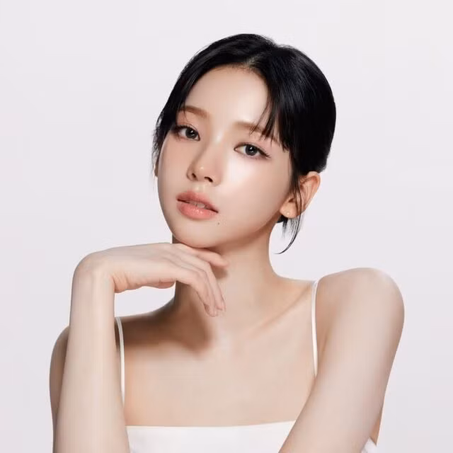 HaHa nhận xét Karina là một nữ thần cuốn hút, nhưng vẫn vô cùng giản dị.