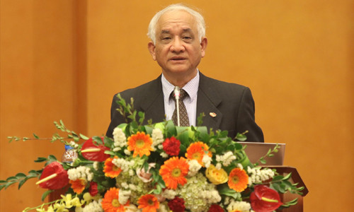 Nhìn lại không phải để khoét sâu hận thù ảnh 1