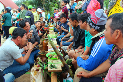 Kỳ cuối: Huyền bí lễ cúng các vị thần ảnh 1