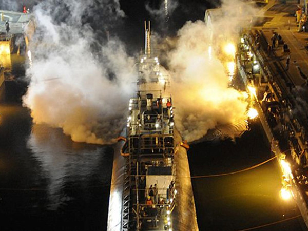 Tàu ngầm nguyên tử USS Miami SSN 755 cháy. Ảnh: navaltoday.com. Tàu ngầm nguyên tử USS Miami SSN 755 cháy. Ảnh: navaltoday.com