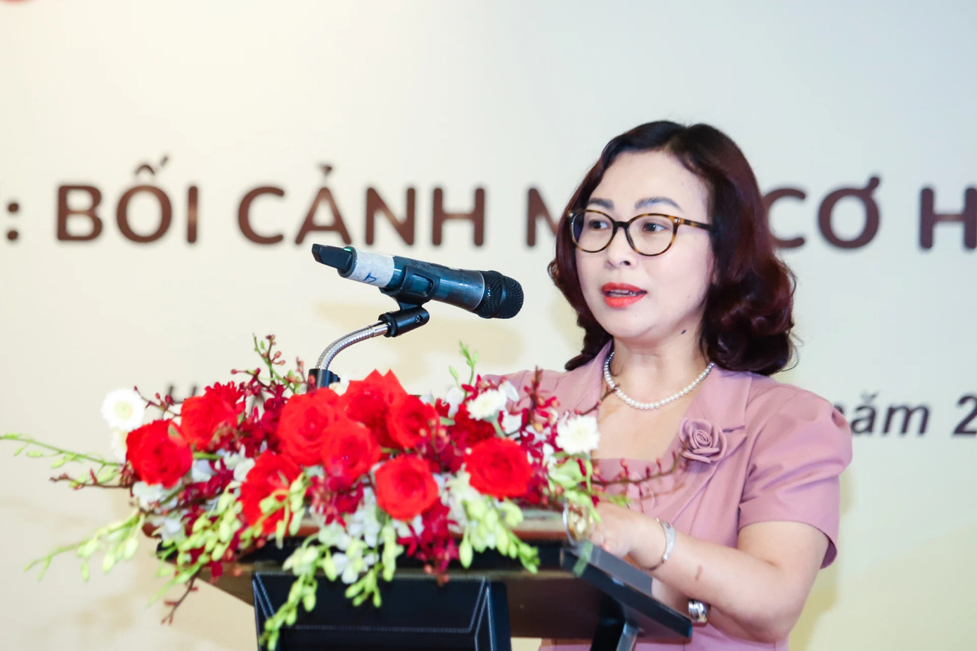 Bà Tống Thị Hạnh - Cục trưởng Cục Quản lý nhà và thị trường bất động sản - Bộ Xây dựng. Bà Tống Thị Hạnh - Cục trưởng Cục Quản lý nhà và thị trường bất động sản - Bộ Xây dựng.