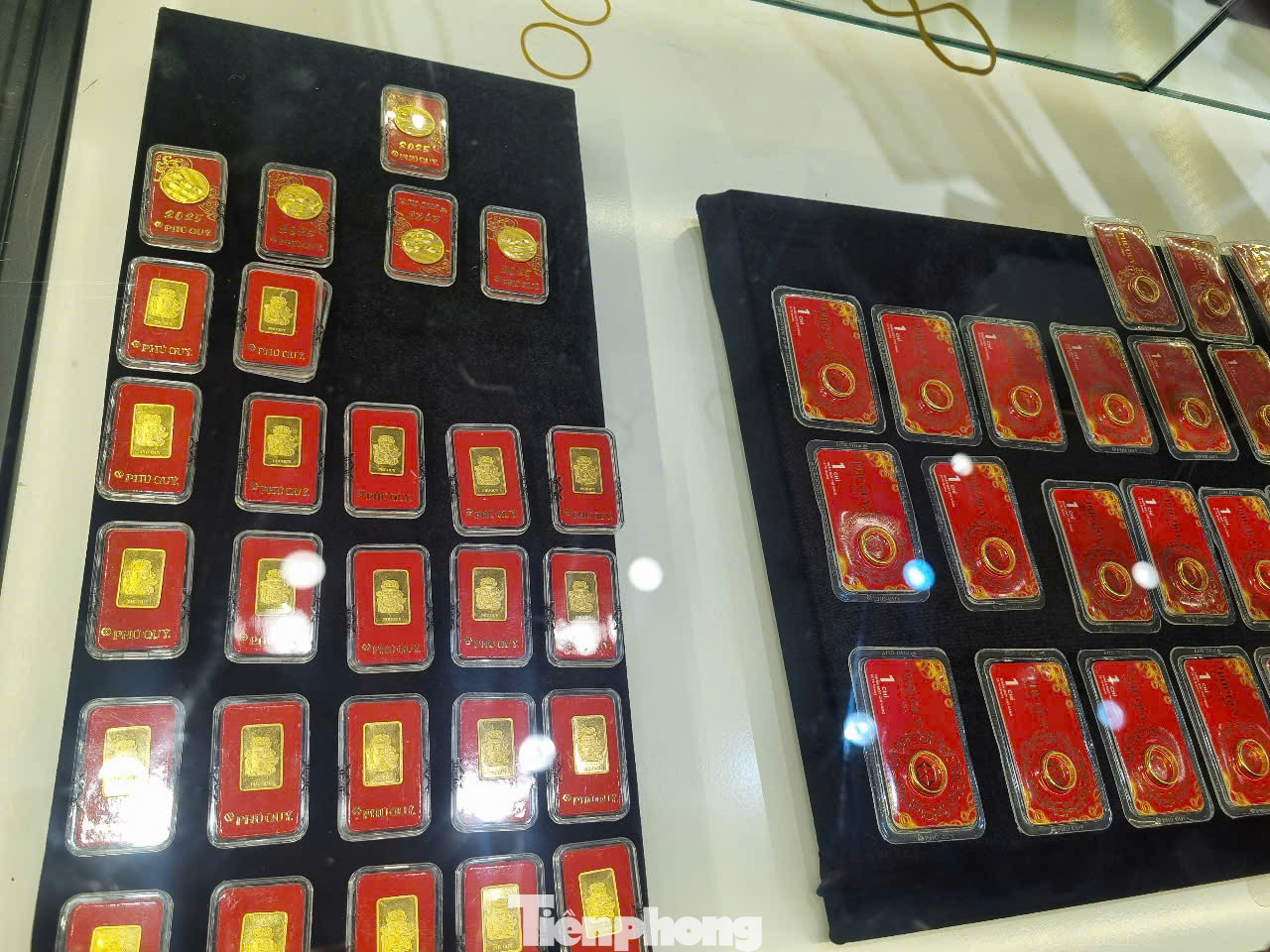 Giá vàng nhẫn tiếp tục giảm.