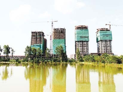 Hiện Hà Nội có trên 368 dự án bất động sản, trong đó có 233 dự án đang triển khai. Hiện Hà Nội có trên 368 dự án bất động sản, trong đó có 233 dự án đang triển khai