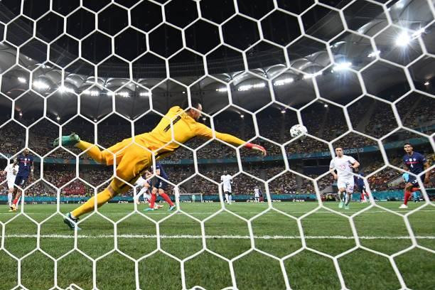 Thụy Sĩ vô cùng sắc sảo trong các pha phản công