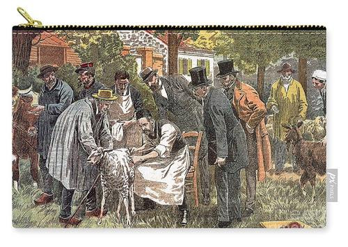 Nhà khoa học nào là người đầu tiên tạo ra văcxin trị bệnh dại và bệnh than?