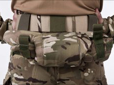 Quần lót chống bom làm từ lụa và sợi tổng hợp có giá gần 5 triệu đồng . Ảnh: BBC Quần lót chống bom làm từ lụa và sợi tổng hợp có giá gần 5 triệu đồng