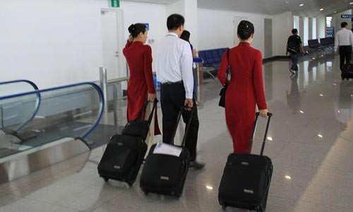 Phi công và tiếp viên Vietnam Airlines đã bị hạn chế dùng vali cỡ lớn sau nhiều vụ vận chuyển hàng trái phép. Ảnh minh họa:Xuân Hoa. 7308-7897-1397621331-6654-1429534033.jpg