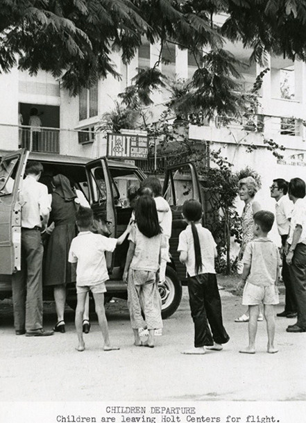 Chiến dịch không vận trẻ em Việt Nam sang Mỹ 40 năm trước ảnh 4