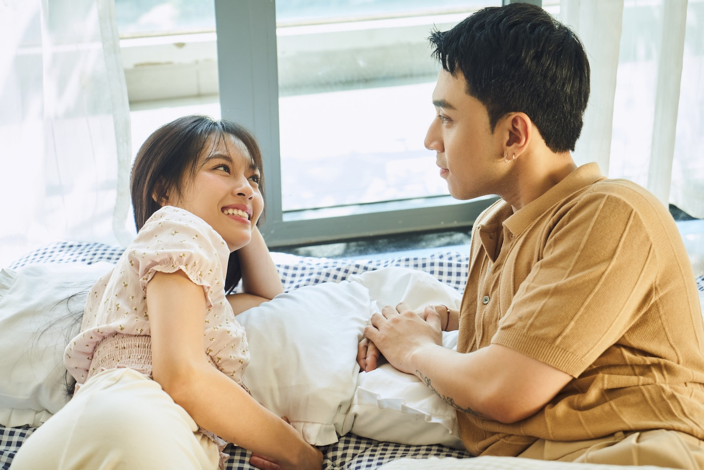 Một vài hình ảnh trong MV.