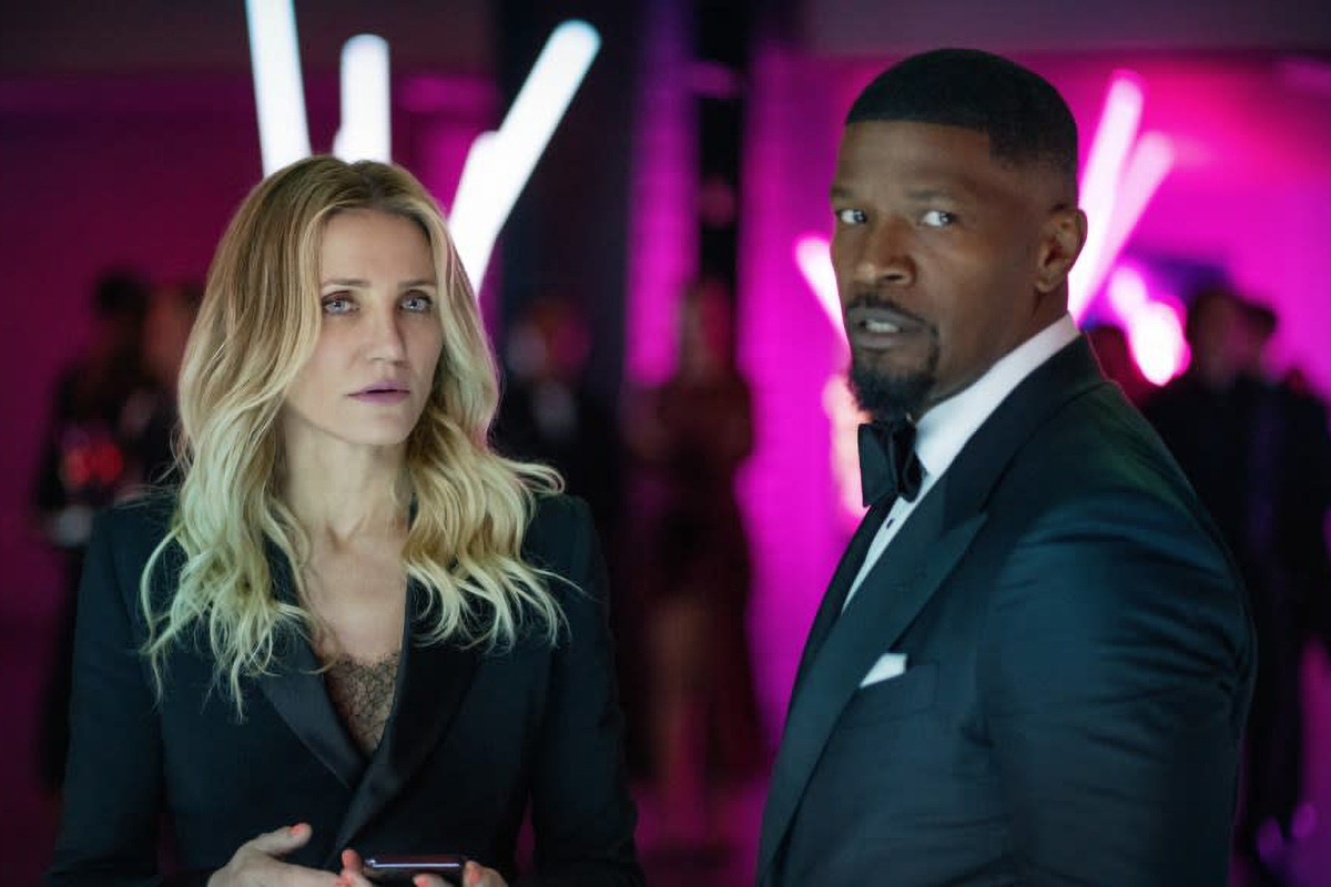 Tạo hình của Cameron Diaz và Jamie Foxx trong vai điệp viên.