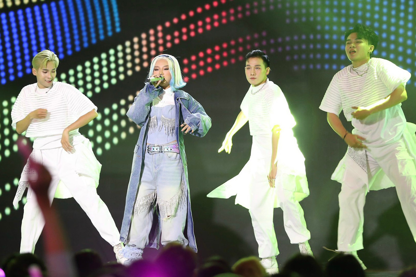 Hà Minh là giọng ca nội lực và có kỹ thuật chắc chắn nhất trong cuộc thi. Hà Minh là giọng ca nội lực và có kỹ thuật chắc chắn nhất trong cuộc thi.