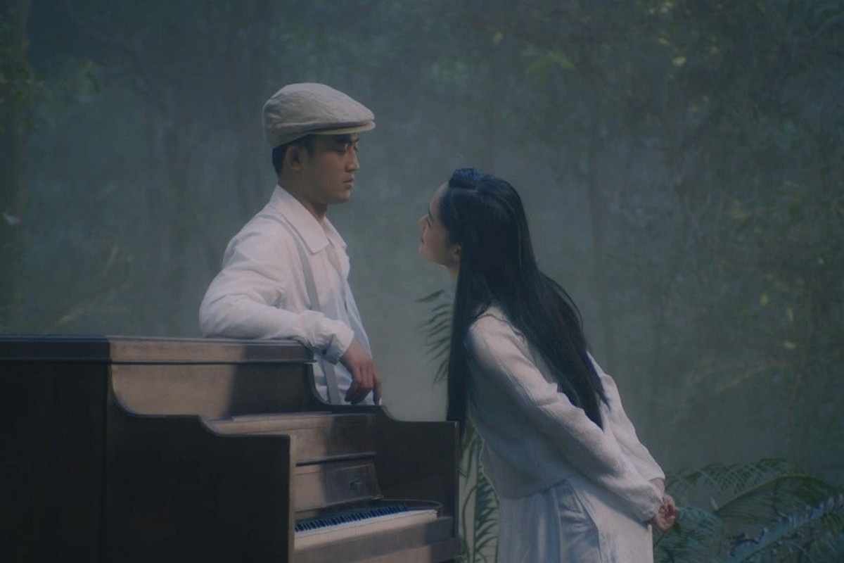 Khó thống kê doanh thu Đào, phở và piano vì phim chỉ bán vé trực tiếp, không bán online. Khó thống kê doanh thu Đào, phở và piano vì phim chỉ bán vé trực tiếp, không bán online.