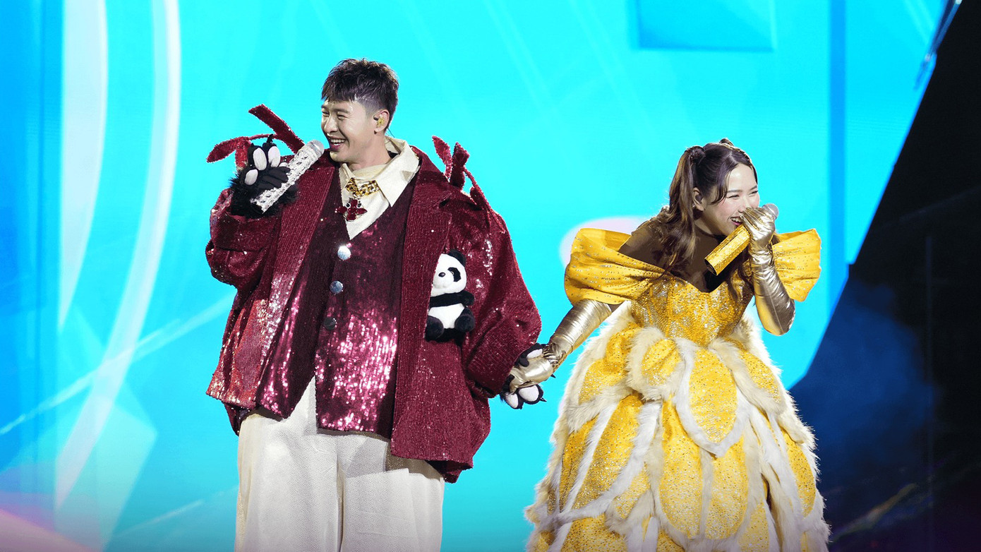 Chương trình còn dàn trải với nhiều tiết mục thiếu sự bùng nổ.