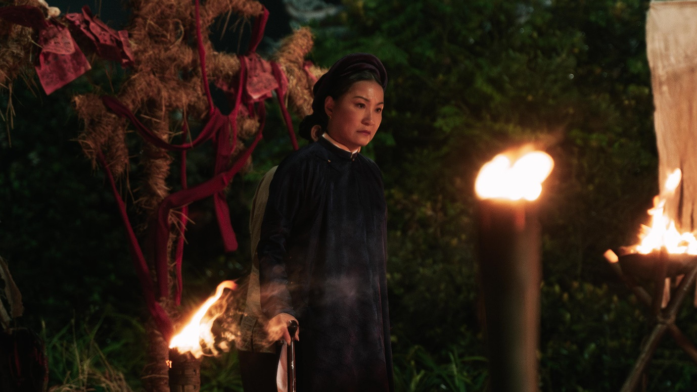 Hồng Đào ghi điểm với vai người mẹ độc đoán. Hồng Đào ghi điểm với vai người mẹ độc đoán.