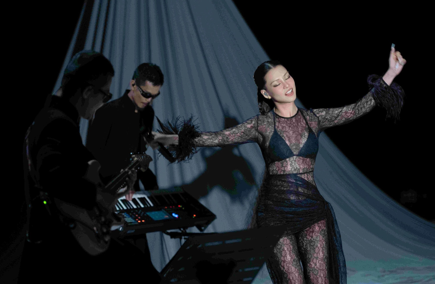 Bùi Lan Hương chưa thực sự có nhiều đột phá trong sự nghiệp. Bùi Lan Hương chưa thực sự có nhiều đột phá trong sự nghiệp.