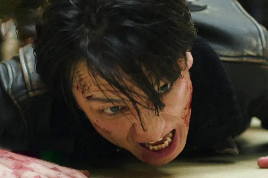 Toma Ikuta gây ấn tượng khi vào vai nhân vật chính.