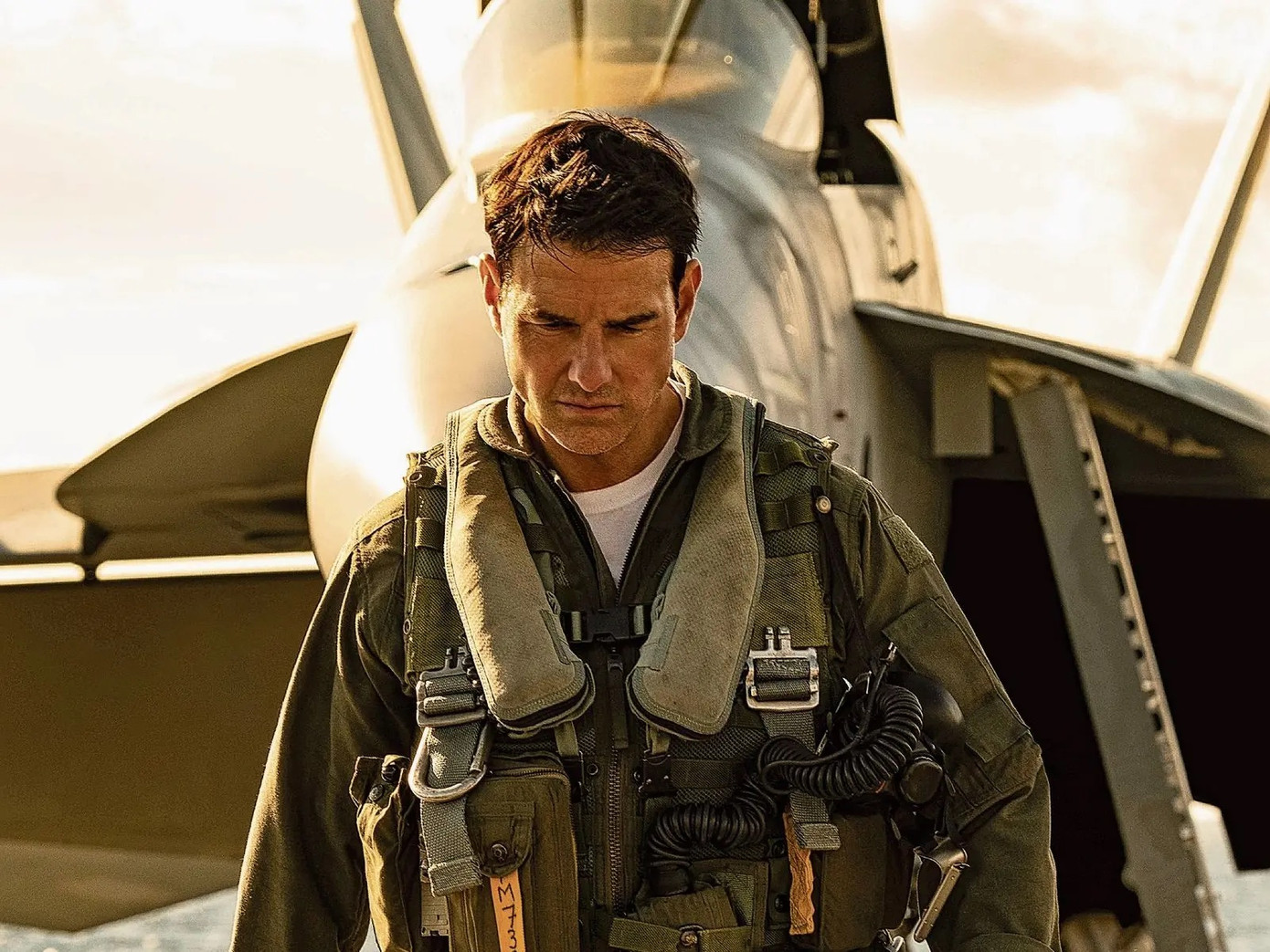 Tom Cruise giữ phong độ trong Top Gun: Maverick (2022)
