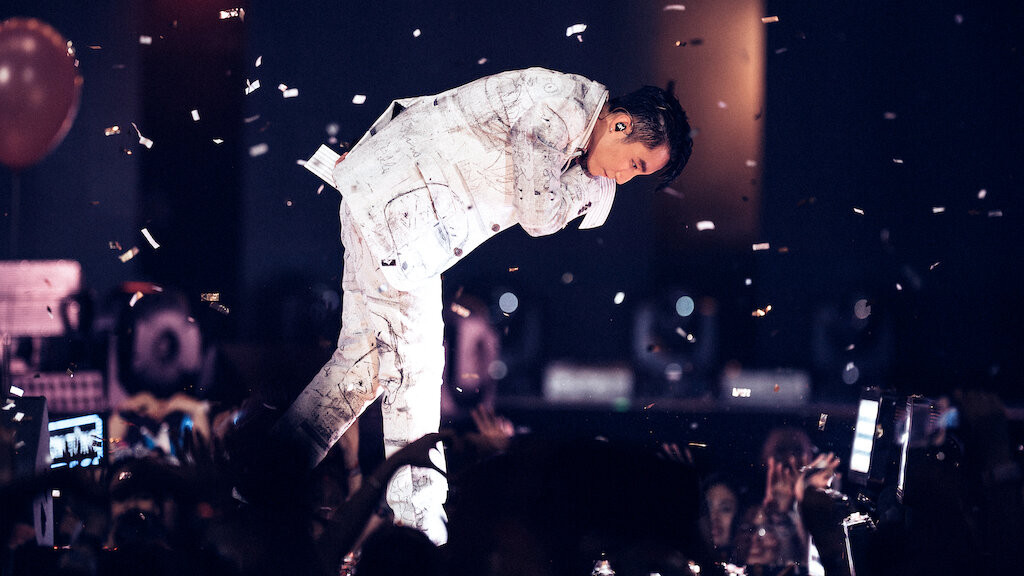 Hình ảnh trong Sky Tour: The Movie.