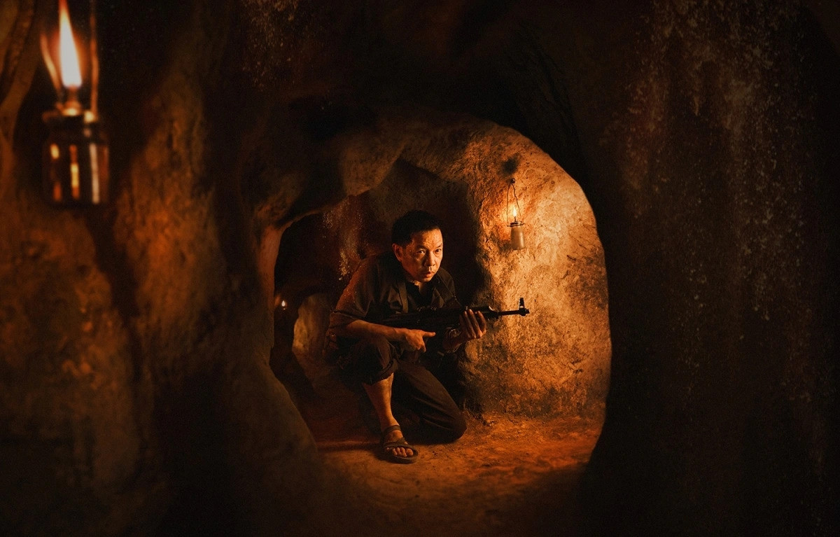 Địa đạo là phim Việt đang được chú ý ngoài rạp. Địa đạo là phim Việt đang được chú ý ngoài rạp.