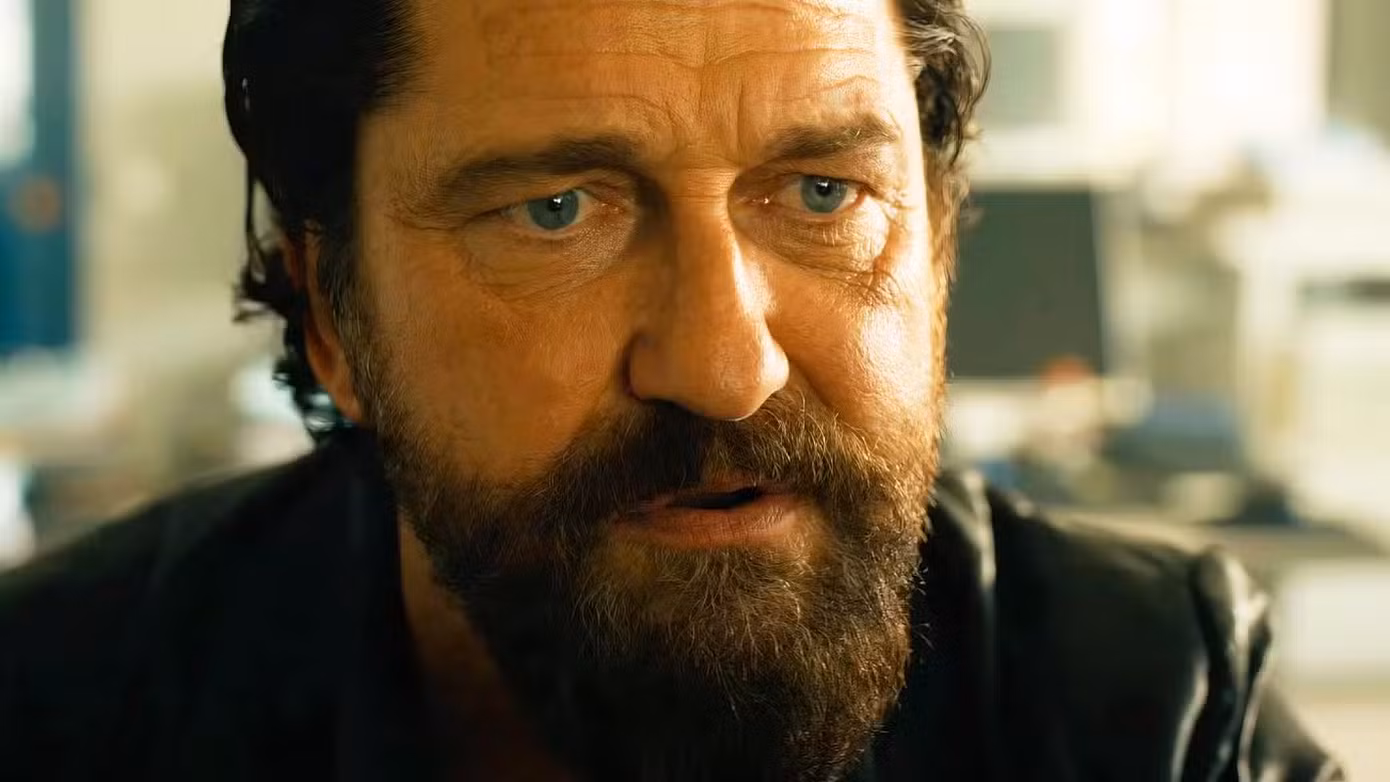 Gerard Butler vẫn phong độ dù đã bước qua tuổi 55. Gerard Butler vẫn phong độ dù đã bước qua tuổi 55.