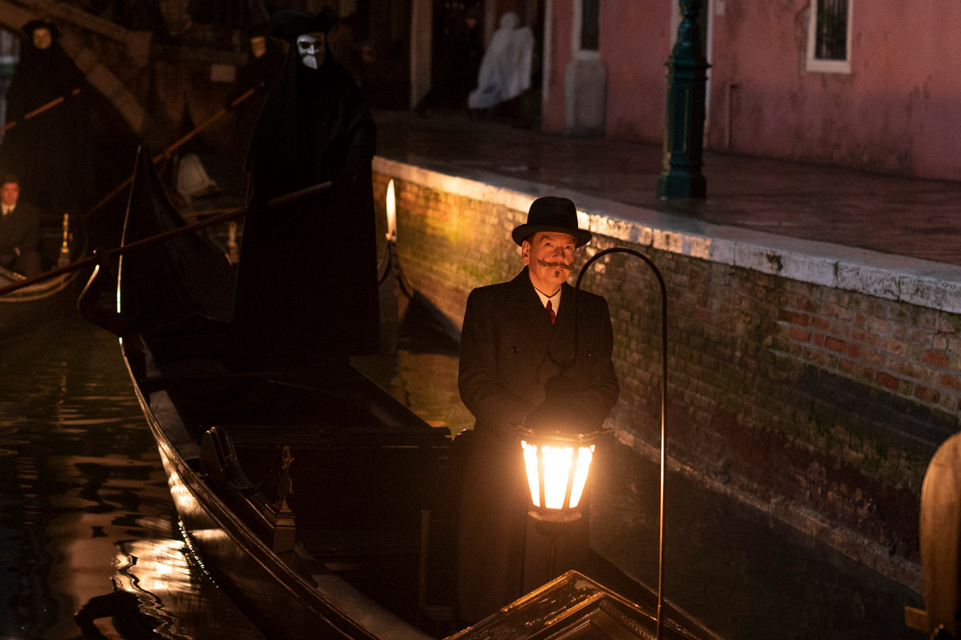 Một vài hình ảnh trong phim.