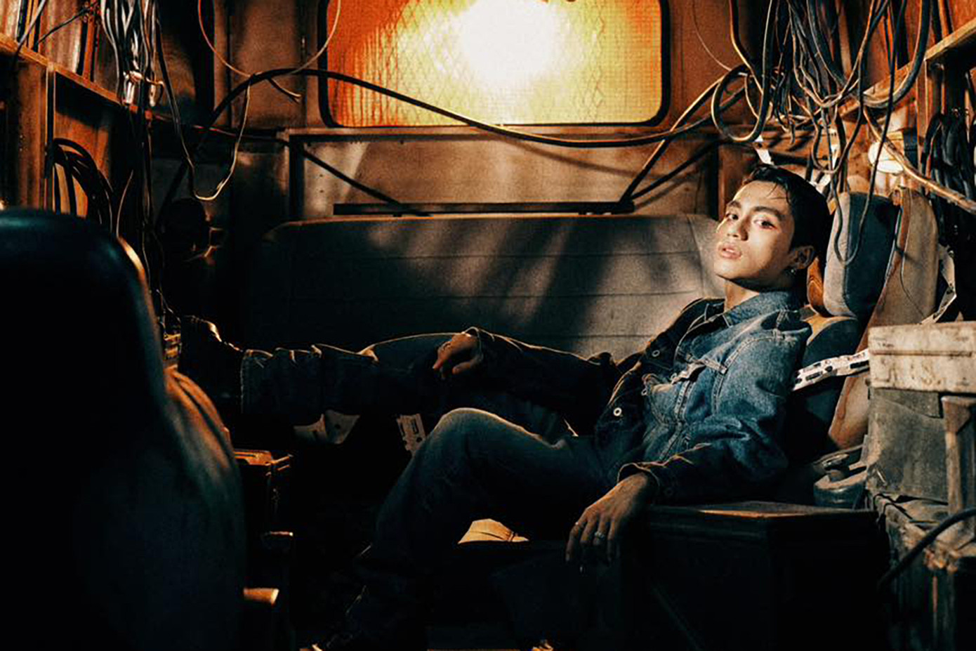 Em là được Mono giới thiệu từ tháng 8 năm ngoái, nằm trong album đầu tay 22. Em là được Mono giới thiệu từ tháng 8 năm ngoái, nằm trong album đầu tay 22.