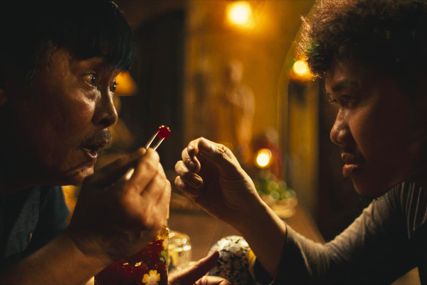 Mỗi thực khách phải trả cái giá rất đắt để có được điều mong muốn. Mỗi thực khách phải trả cái giá rất đắt để có được điều mong muốn.