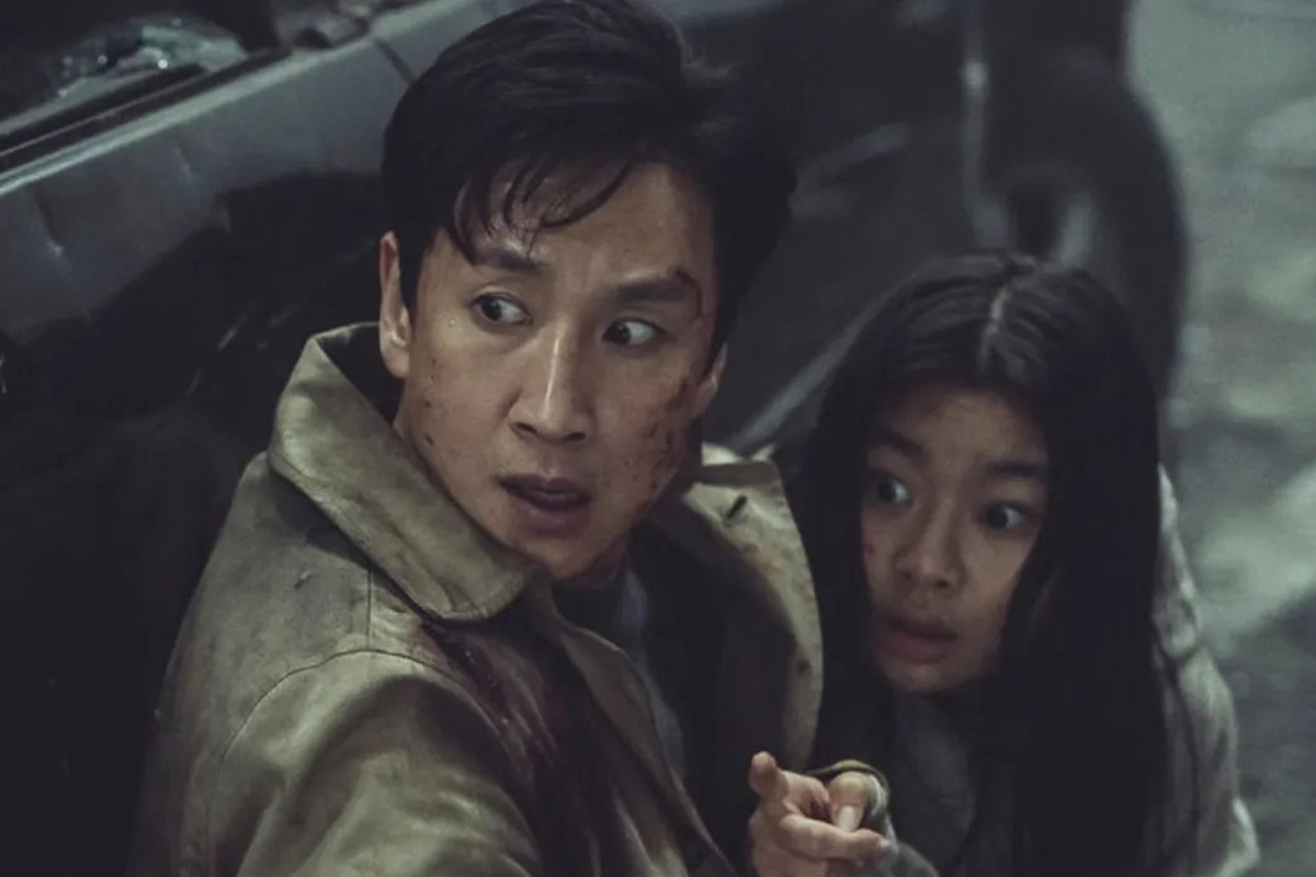 Lee Sun Kyun vào vai người cha mắc kẹt cùng con gái trên cây cầu đến sân bay. Lee Sun Kyun vào vai người cha mắc kẹt cùng con gái trên cây cầu đến sân bay.