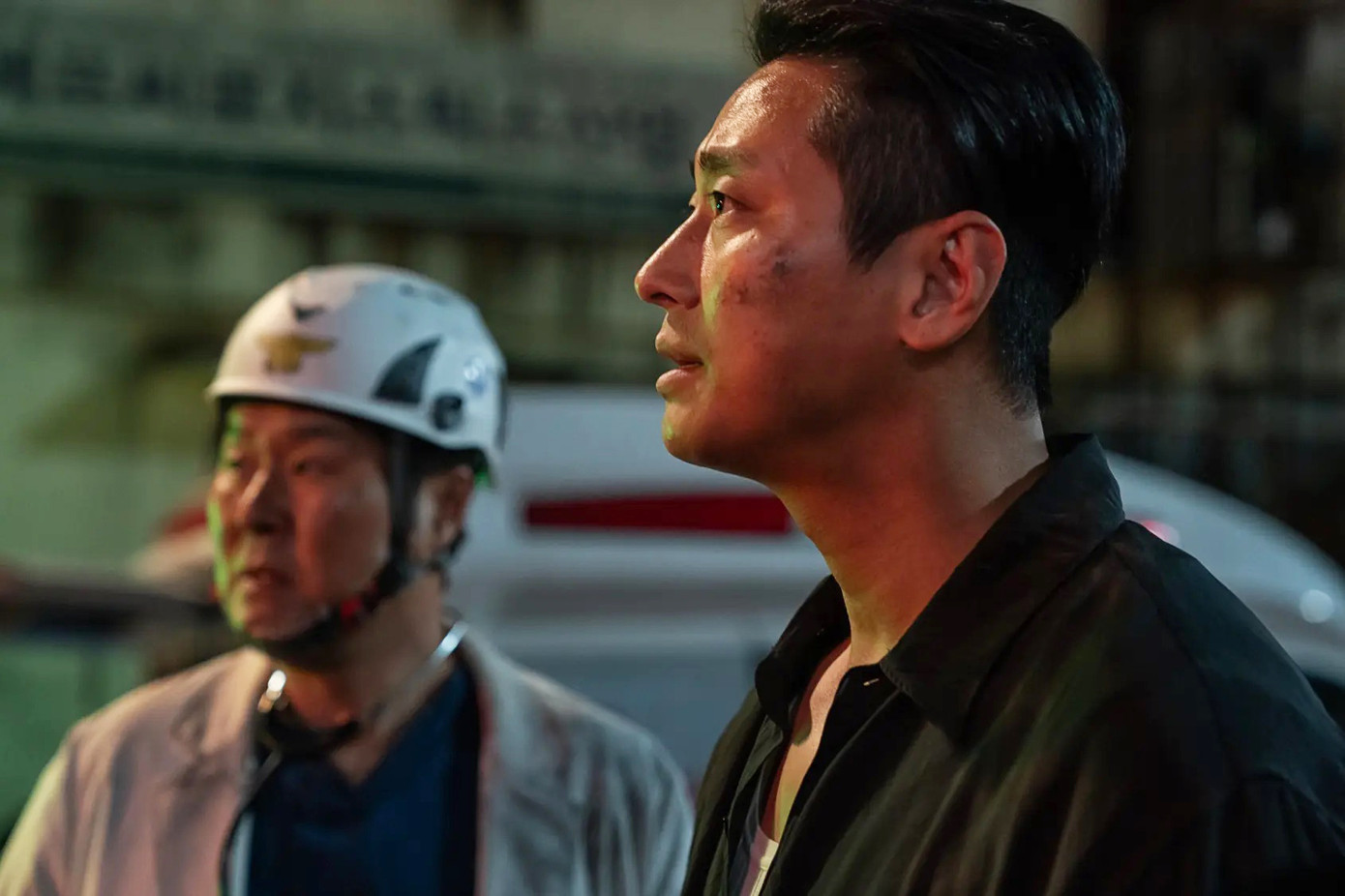 Ju Ji Hoon liên tiếp đóng chính trong nhiều phim truyền hình. Ju Ji Hoon liên tiếp đóng chính trong nhiều phim truyền hình.