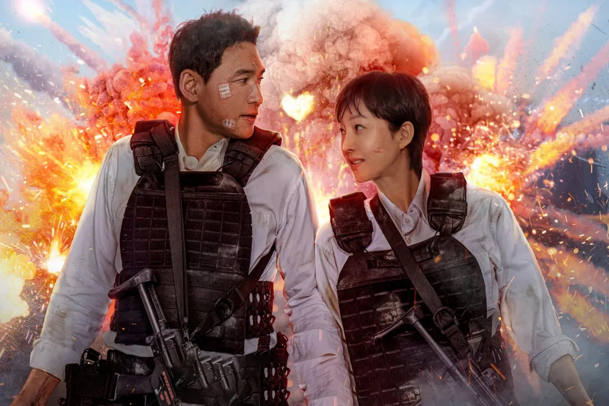 Hai diễn viên chính có màn tung hứng hợp lý, tạo được tiếng cười cần thiết cho phim.