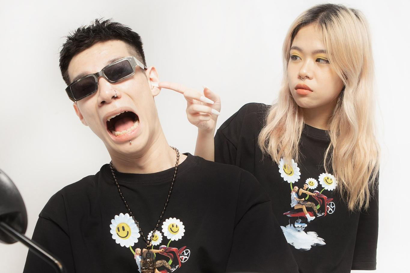 tlinh và MCK từng là bộ đôi đẹp của làng rap Việt. tlinh và MCK từng là bộ đôi đẹp của làng rap Việt.